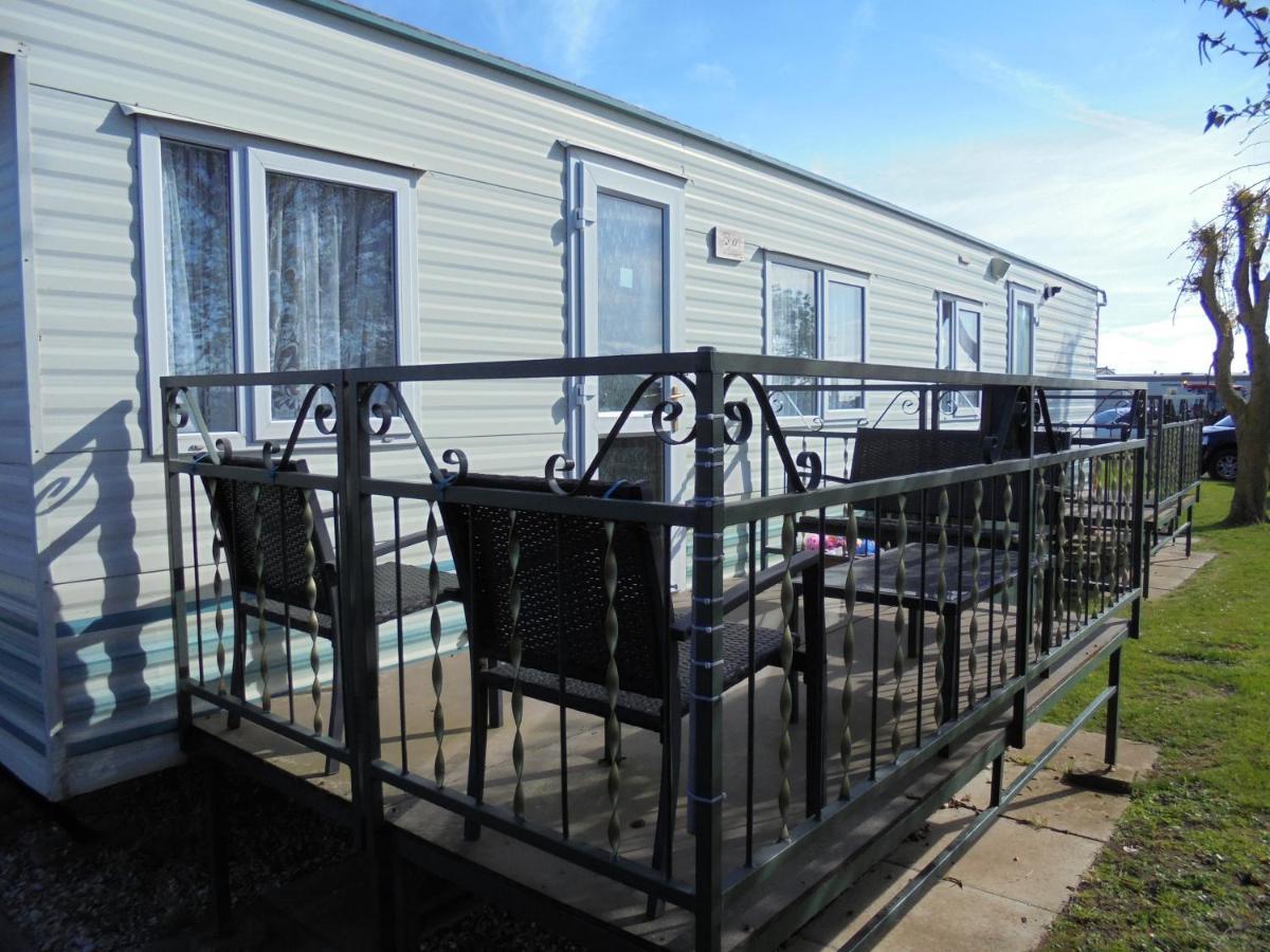 6 Berth Central Heated On The Chase Ingoldmells Buitenkant foto